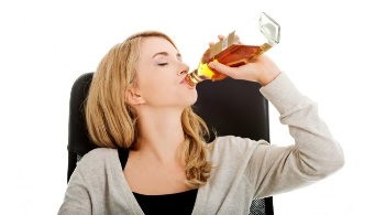 Heilmittel zur Behandlung der weiblichen Alkoholismus - Kapseln Alkozeron