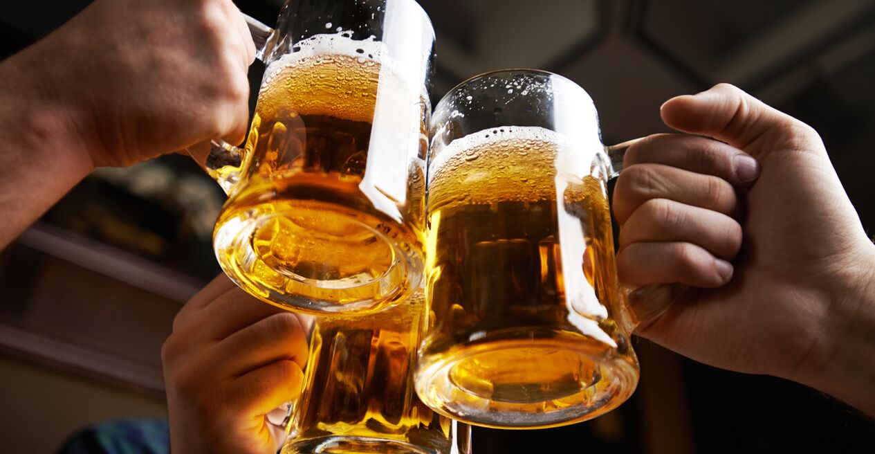 Bierkrüge, wie man mit dem Trinken aufhört